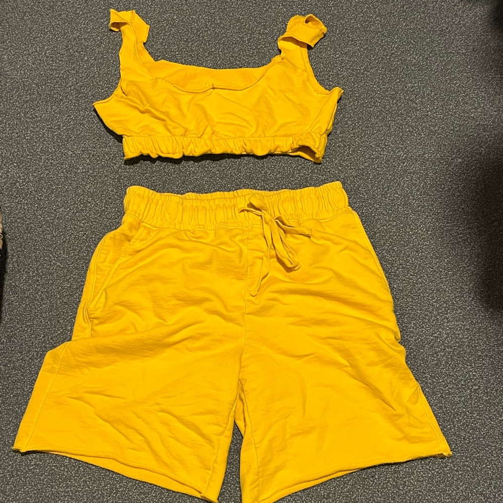Tropic of C sweat set size M bottom and L top
